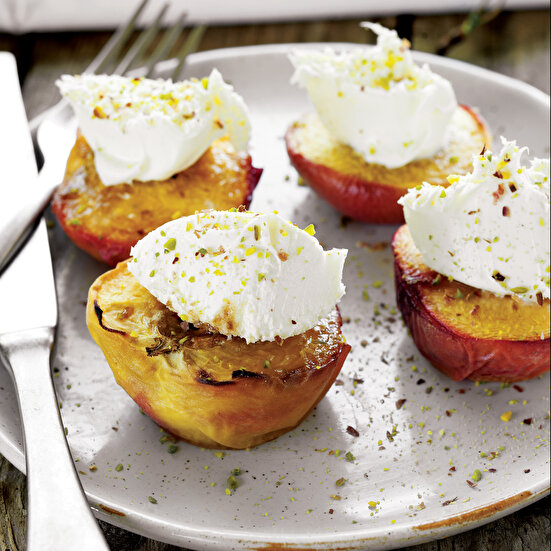 Fırında Şekersiz Kaymaklı Şeftali