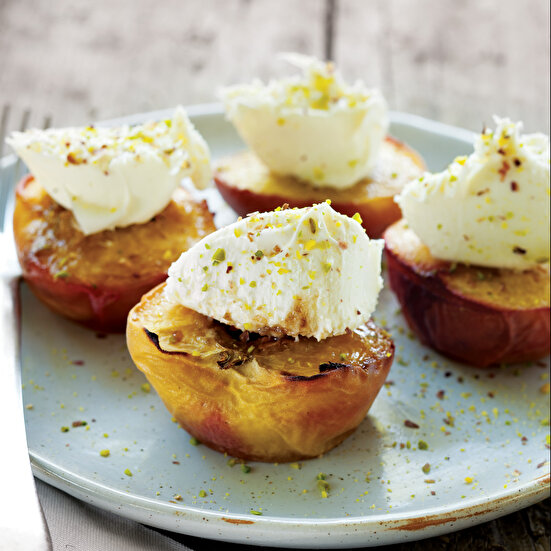 Fırında Şekersiz Kaymaklı Şeftali