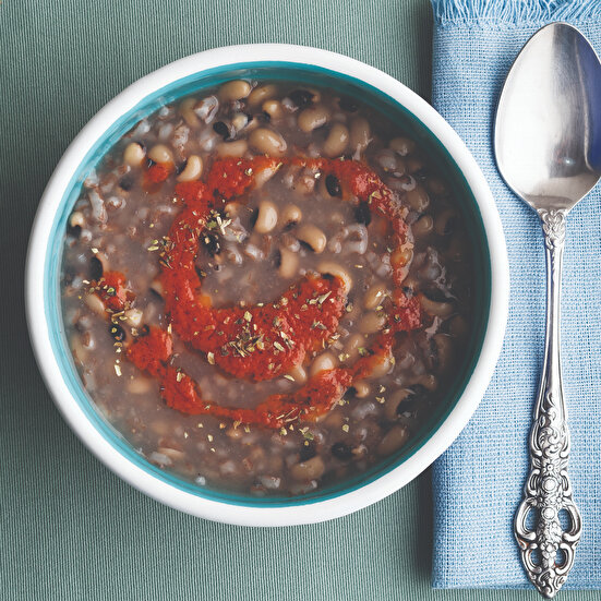 Kuru Börülce Çorbası