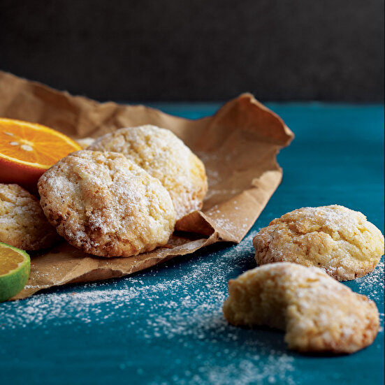 Limonlu Portakallı Çatlak Kurabiye