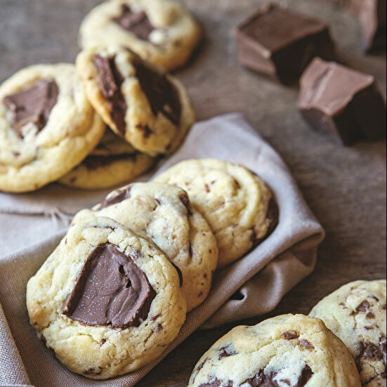 Sütlü Çikolatalı Kurabiye