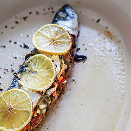 Fırında Sebzeli Palamut Dolması