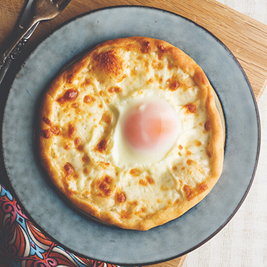 Yumurtalı Pide
