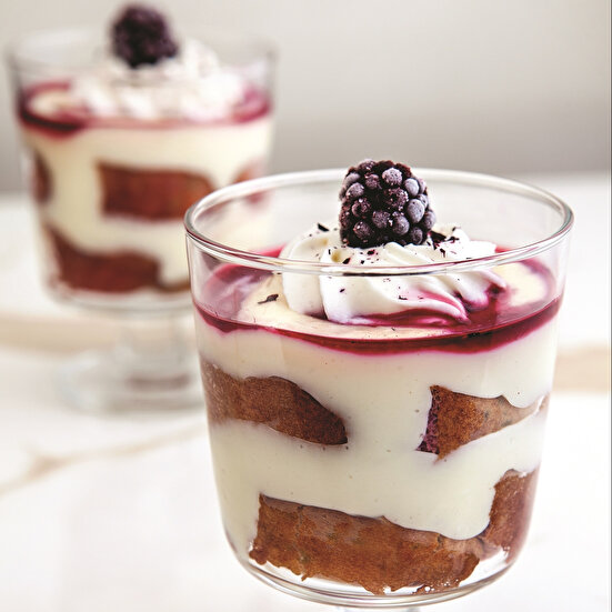 Kedidilli Reyhanlı ve Böğürtlenli Kup