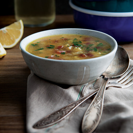 Kök Sebze Çorbası