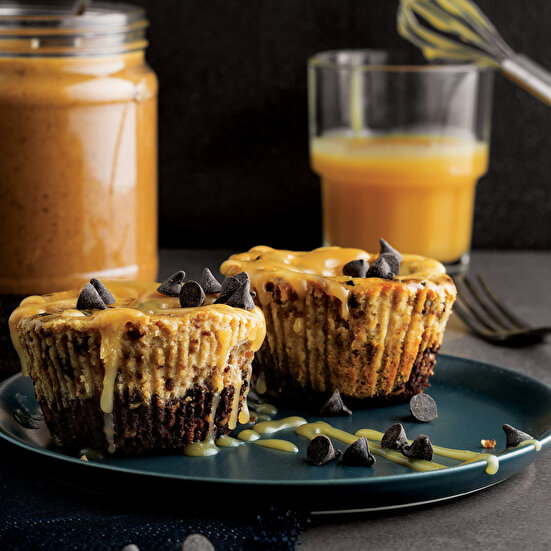 Yer Fıstıklı Karamel Soslu Cheesecake