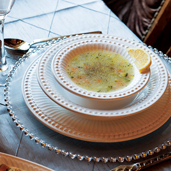 Tavuk Suyuna Sebze Çorbası