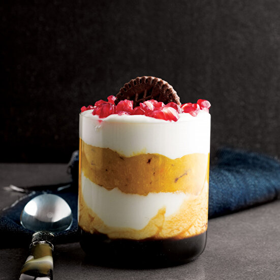 Bardakta Cennet Hurmalı Cheesecake