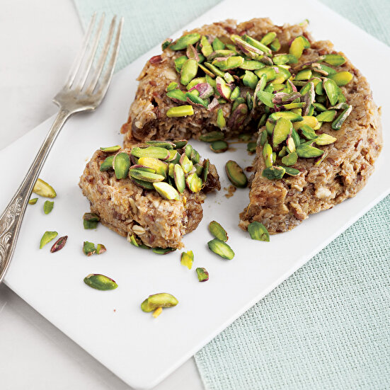 Cennet Hurmalı Helva