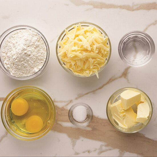 Gougères (Tuzlu Choux Hamuru)