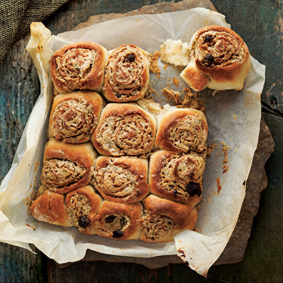 Tahinli Üzümlü Çörek