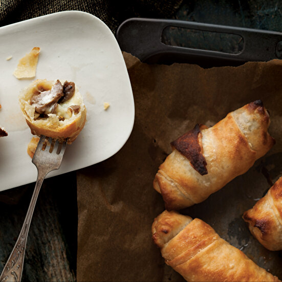 Mantarlı Unlu Börek