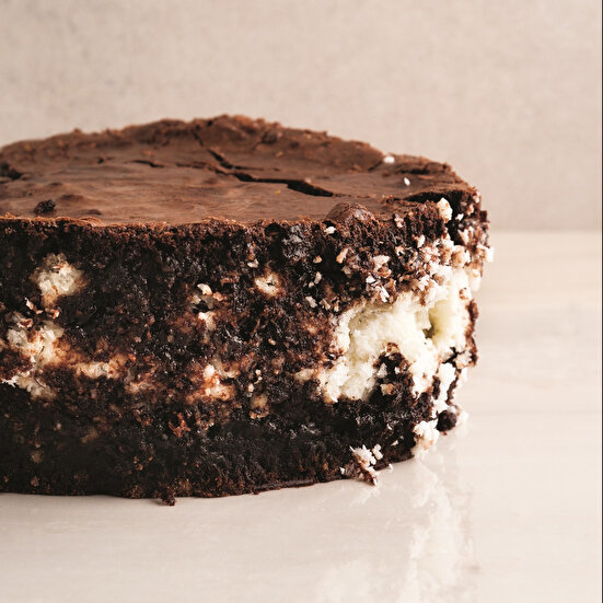 Hindistan Cevizi Katmanlı Brownie