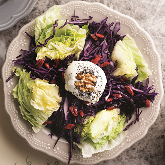 Goji Berryli Göbek Salata