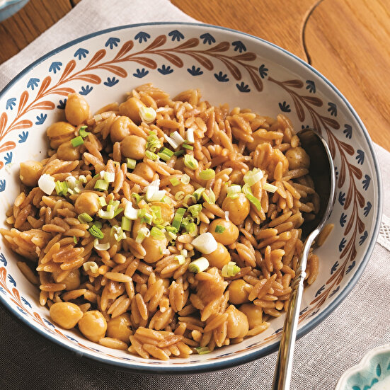 Nohutlu Arpa Şehriye Pilavı