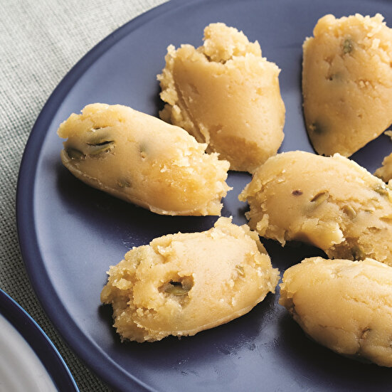 Kabak Çekirdekli Helva