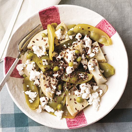 Bezelyeli Enginar Salatası