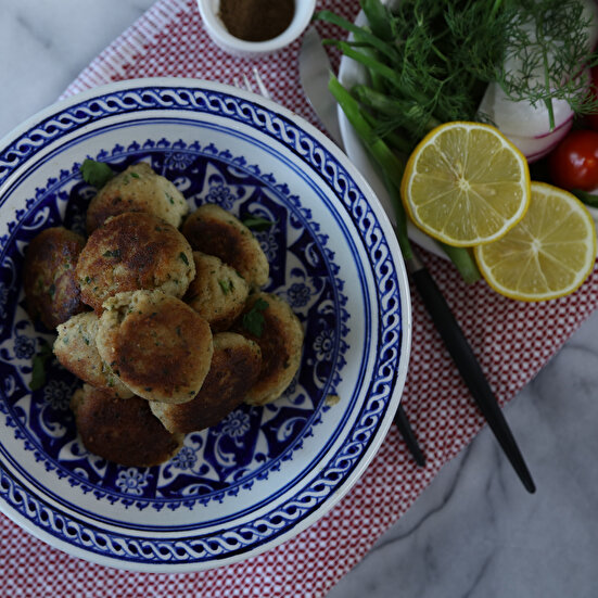 Kızartma Balık Köftesi