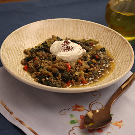 Mercimekli Kıymalı Ispanak Yemeği