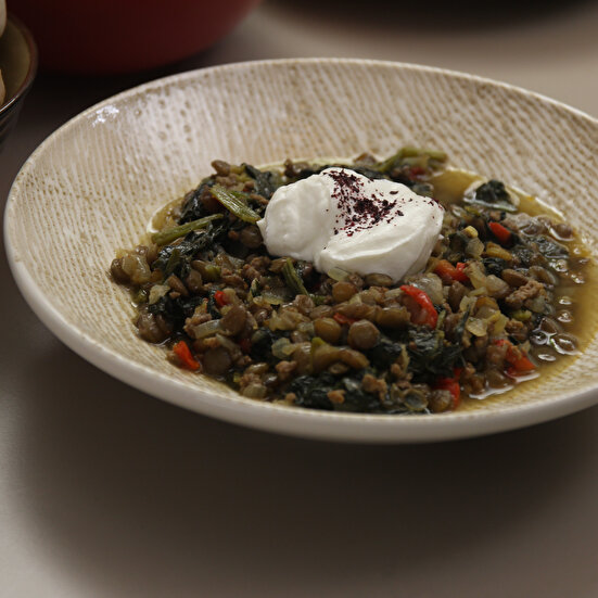 Mercimekli Kıymalı Ispanak Yemeği