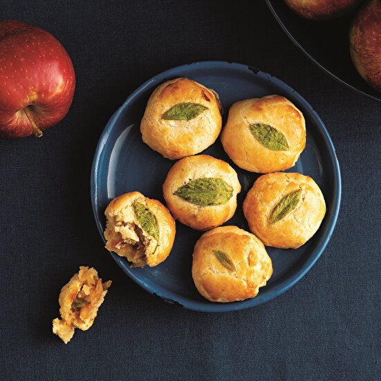 Elma Dolgulu Kurabiye