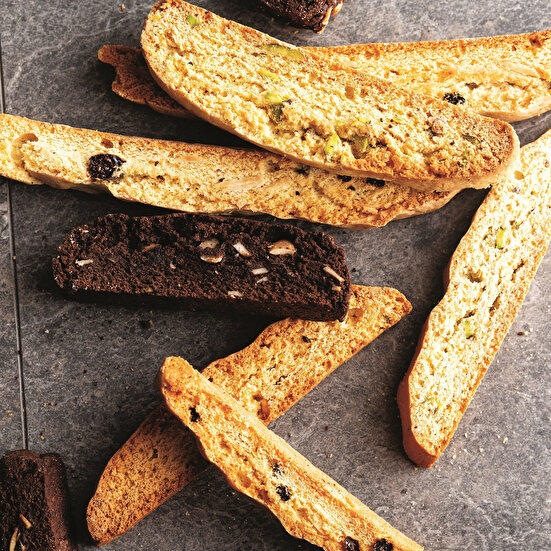 Portakal ve Fıstıklı Biscotti