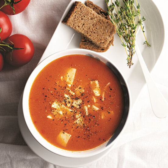 Tam Mevsiminde Domates Çorbası