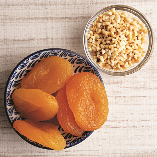 Fındıklı Kayısılı Çörek 