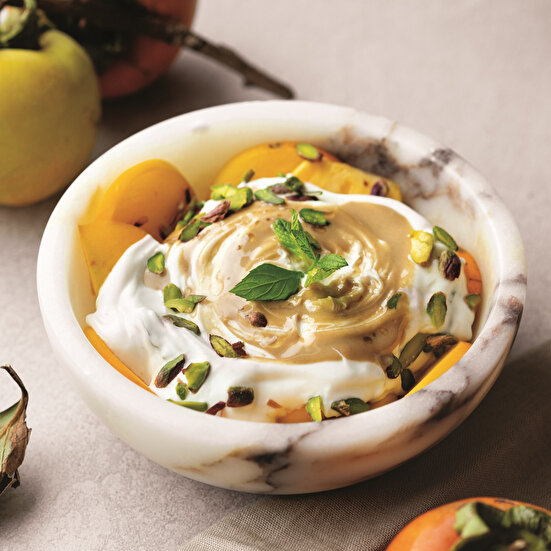 Trabzon Hurmalı Salata