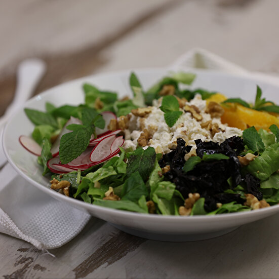 Karabuğdaylı Yeşil Salata