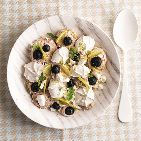 Bezeli Ekşi Tatlı Tabağı