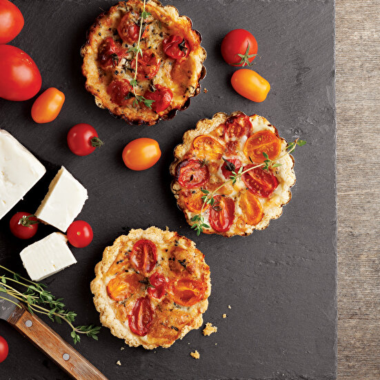 Kekikli Domatesli Kiş