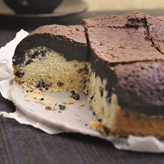 Kurabiye Tabanlı Brownie Kek