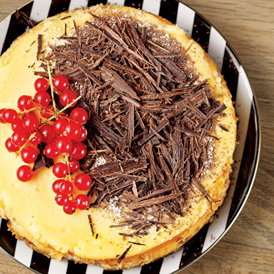 Yer Fıstıklı ve Kuru İncirli Cheesecake