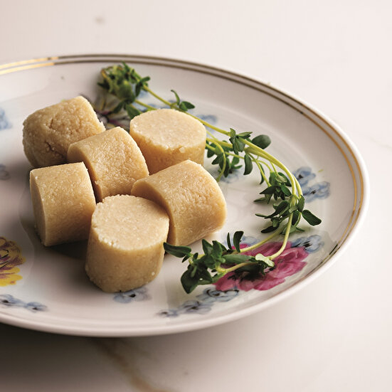 Yüzyıllık Tat: Badem Ezmesi