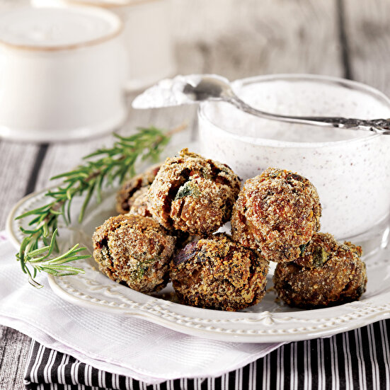 Pırasa Köftesi ve Sumaklı Sos