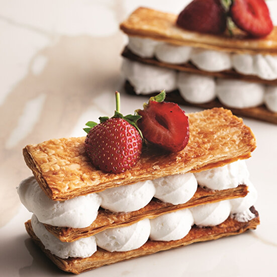 Pratik Çilekli Milföy