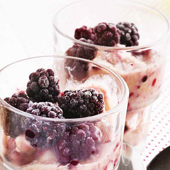 Muzlu Böğürtlenli Dondurma