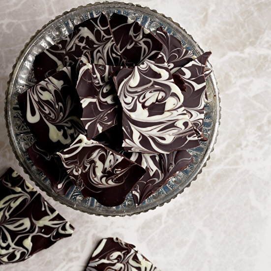 Ebru Desenli Çikolata