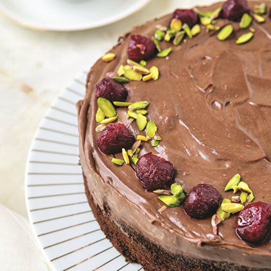 Vişneli Çikolatalı Puding Pasta