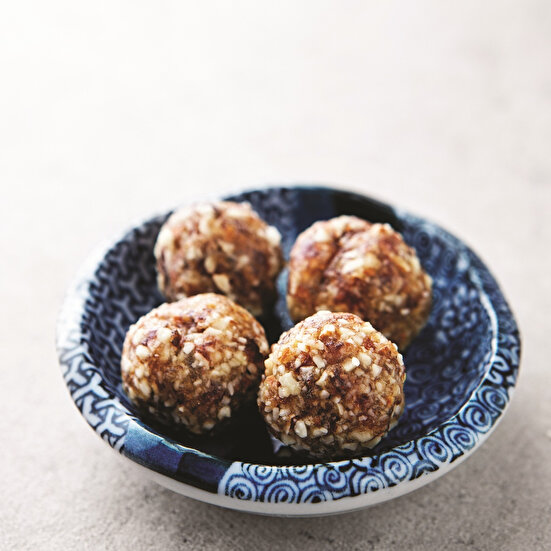 Temel Çiğ Enerji Topları