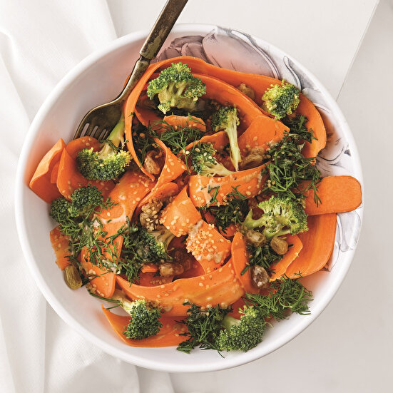 Tahinli Havuç Salatası