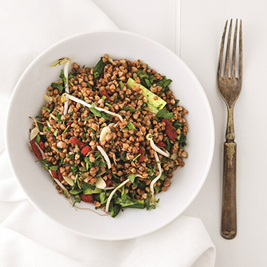 Demlenmiş Karabuğday Salatası