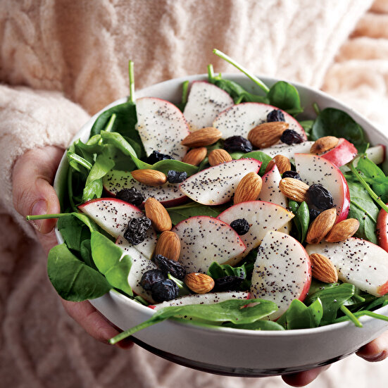 Elmalı Ispanak Salatası