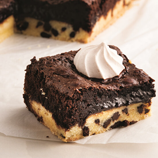 Kurabiye Tabanlı Brownie