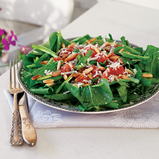 Kuzu Kulağı Salatası