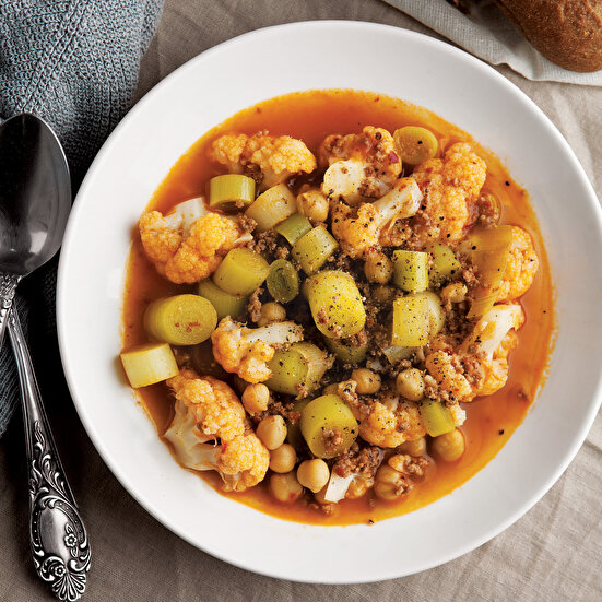 Kıymalı Karnabaharlı Pırasa