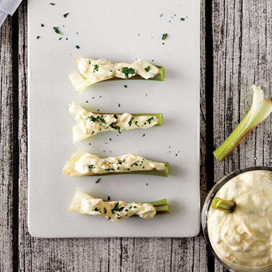 Kereviz Dallarından Kanepe