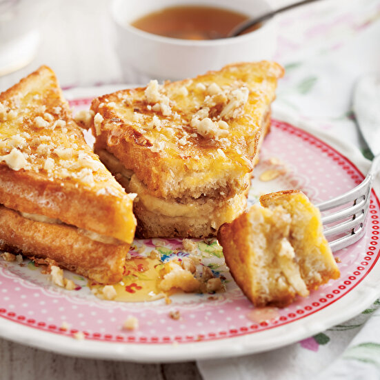 Tavada Muzlu Tereyağlı Tatlı Tost