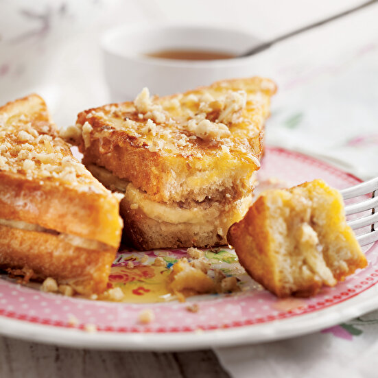 Tavada Muzlu Tereyağlı Tatlı Tost